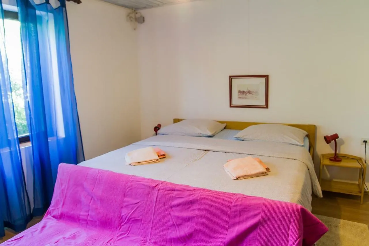 Karmen A Apartman Veli Lošinj