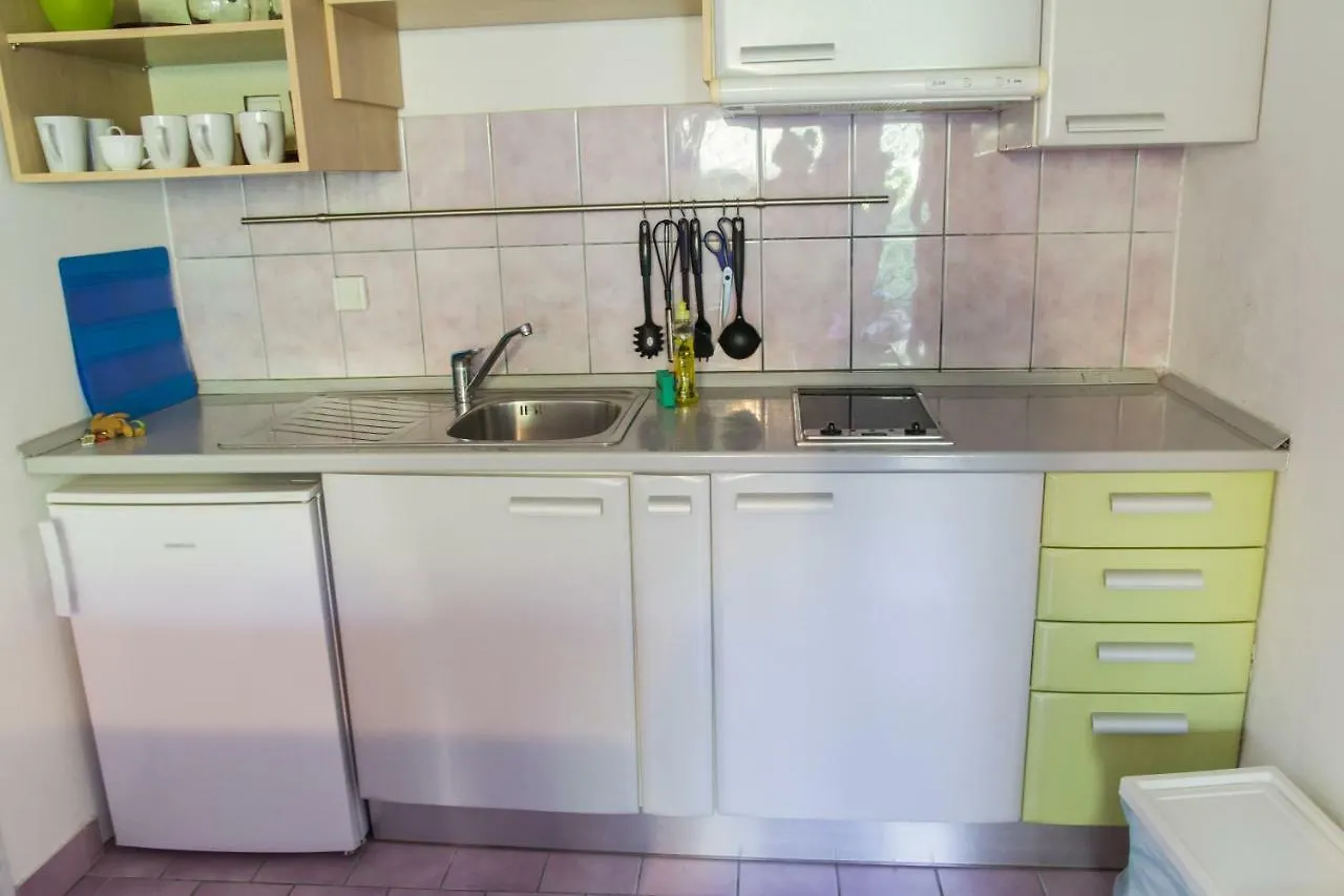 Karmen A Apartman Veli Lošinj